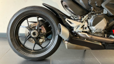 Ducati Streetfighter V2 (22MY)